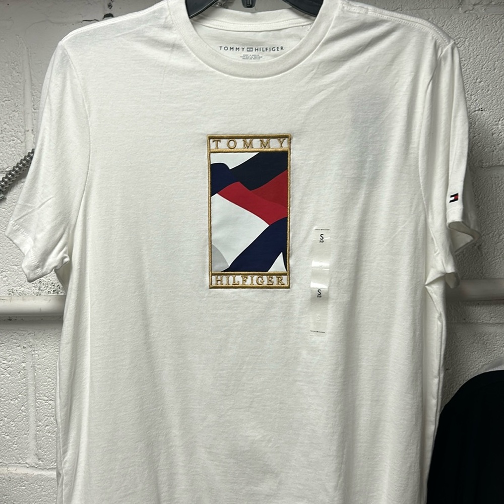 T shirt by Tommy Hilfiger
